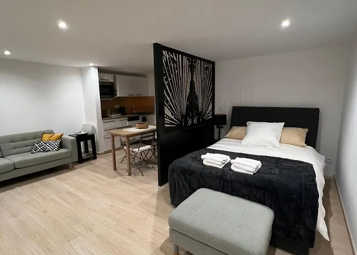 Place A 2 Minutes Du Metro Excellente Localisation *