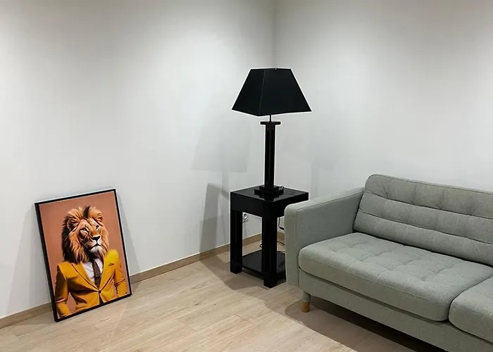 Place A 2 Minutes Du Metro Excellente Localisation Париж